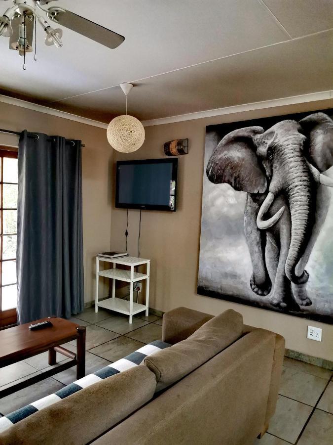 Villa Lion King Marloth Park Esterno foto