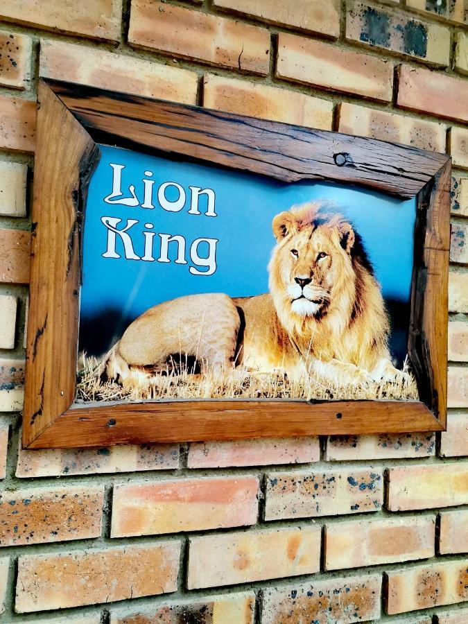 Villa Lion King Marloth Park Esterno foto